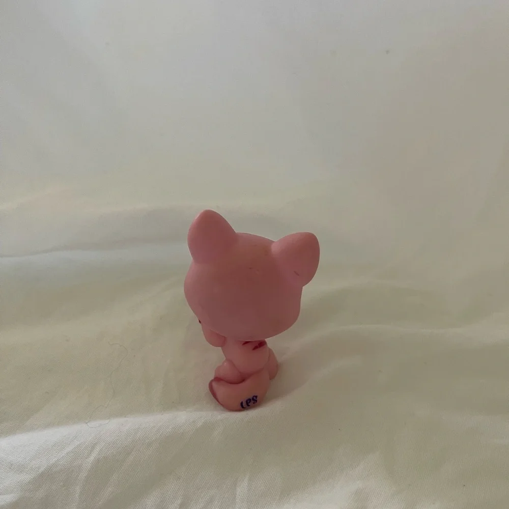 Littlest Pet Shop LPS #1846 KITTY CAT Licking Paw Hasbro Olive Green Eyes Flower